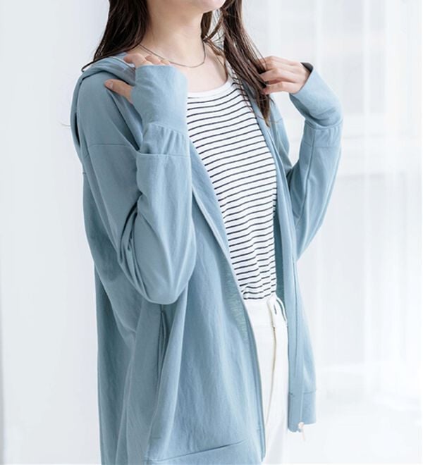 BELLUNA（ベルーナ）の「【接触冷感】絶対に焼けたくない！後プリーツＵＶパーカー（パーカー）」｜詳細画像