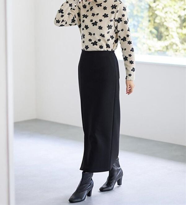 LAVIENNE（ラヴィエンヌ）の「薄手ストレッチフリースのプリントハイネック長袖（ニット・セーター）」｜詳細画像