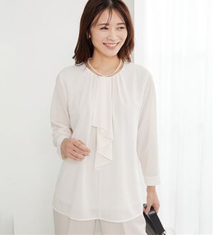 BELLUNA（ベルーナ）の「＜Ｃ／Ｓ＞ドットシフォンボウタイブラウス（ブラウス）」｜アイボリー