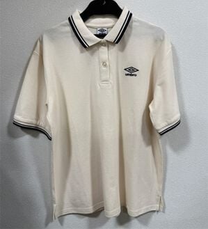 alotta（アロッタ）の「【アンブロ】　配色デザインポロシャツ（ポロシャツ）」｜アイボリー