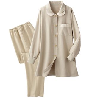 LAVIENNE（ラヴィエンヌ）の「あったか肌側綿１００％ガーゼパジャマ（パジャマ・ルームウェア）」｜サンドベージュ