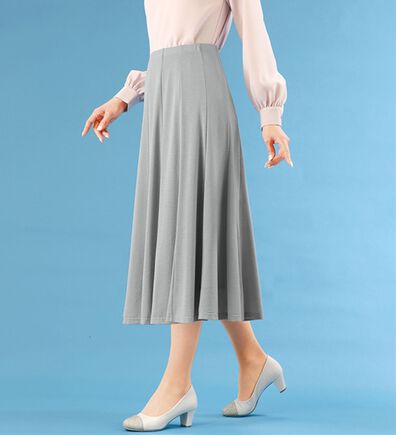 「すっきり見える１２枚はぎの涼やかスカート（ひざ丈スカート）」