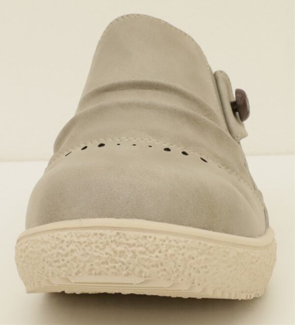 BELLUNA（ベルーナ）の「＜ｍｏｚ＞くるみボタンギャザースリッポン（スリッポン）」｜詳細画像