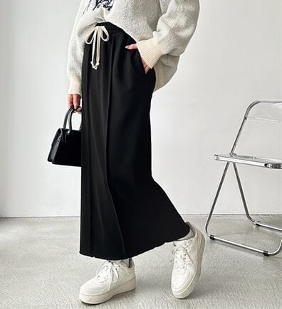 GeeRA（ジーラ）の「すっきり見え！フロントラインスウェットナロースカート（ロングスカート）」