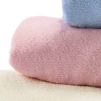 iellio（イエリオ）の「ぐーんと伸びてぴったりフィットシーツ（敷布団カバー・シーツ）」