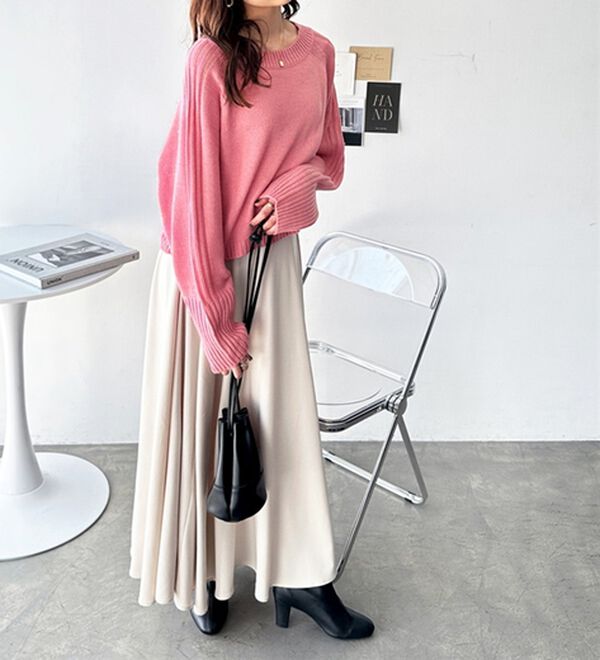 GeeRA（ジーラ）の「ショート丈オフショルニット（ニット・セーター）」｜詳細画像