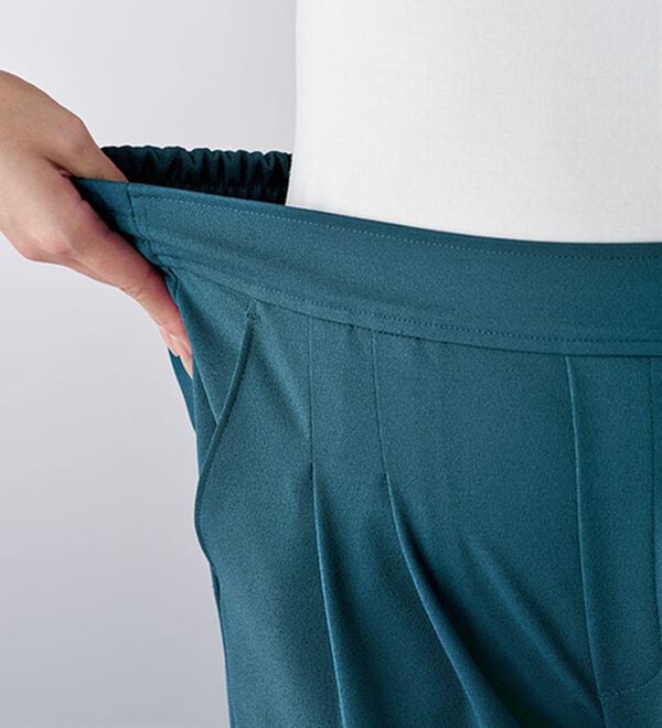 BELLUNA（ベルーナ）の「－３ｋｇ見え大人のゆったりテーパードパンツ（テーパードパンツ）」｜詳細画像