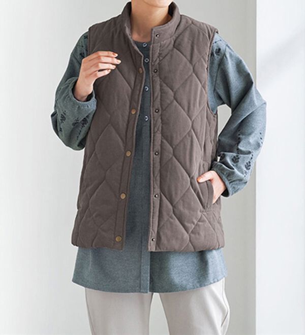 BELLUNA（ベルーナ）の「コーデュロイ中わたベスト（中わたコート・ベスト）」｜詳細画像