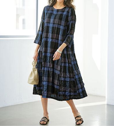 BELLUNA（ベルーナ）の「シャーリングチェック素材ティアードワンピース（その他ワンピース）」