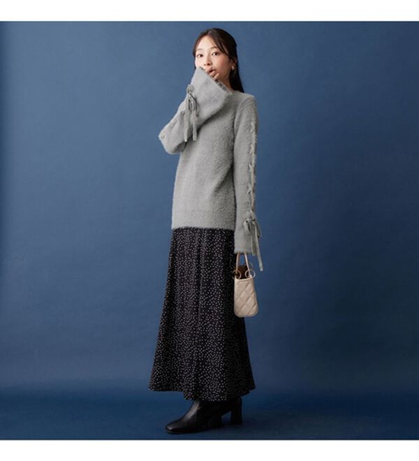 alotta（アロッタ）の「レースアップフレアー袖シャギーニット（ニット・セーター）」｜詳細画像