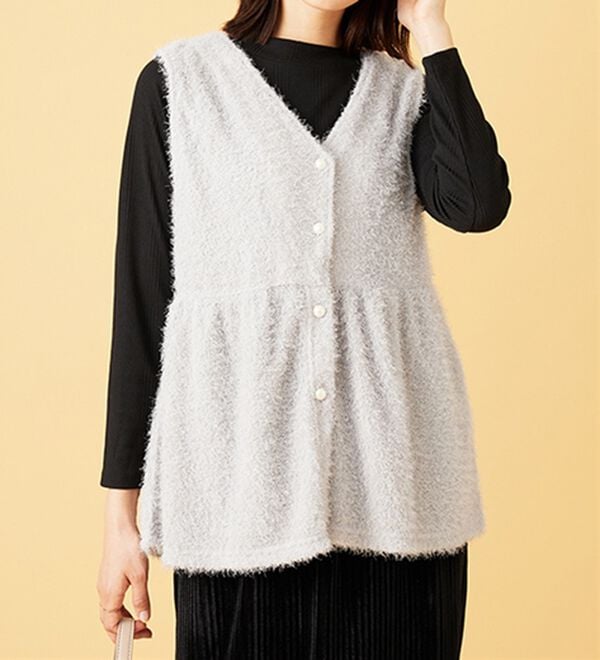 BELLUNA（ベルーナ）の「【2点セット】ラメシャギー素材ベストアンサンブル（アンサンブル）」｜詳細画像