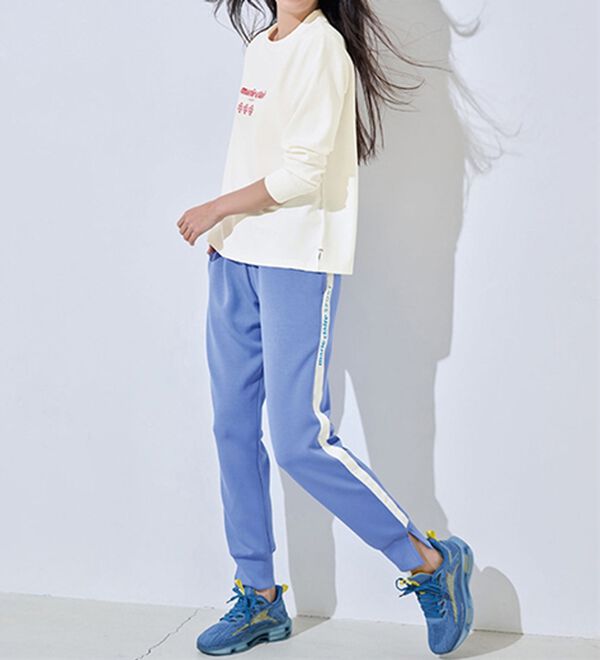 RANAN（ラナン）の「ロゴ入りロングＴシャツ＜ｍａｒｉｅ　Ｃｌａｉｒｅ　ＳＰＯＲＴ＞（カットソー）」｜詳細画像