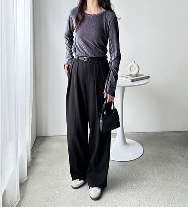 GeeRA（ジーラ）の「ベロアプリーツカットソー（カットソー）」｜詳細画像