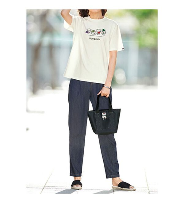 BELLUNA（ベルーナ）の「＜べるーにゃ&times;フルーツオブザルーム＞綿１００％素材プリントＴシャツ（Tシャツ）」｜詳細画像