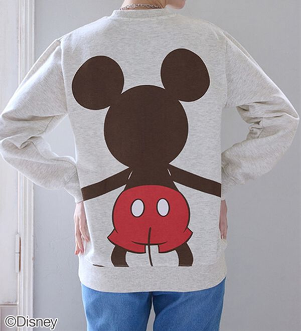 BELLUNA（ベルーナ）の「＜Ｄｉｓｎｅｙ＞【ミッキー＆ミニー】抱き着きプリント裏起毛トレーナー（カットソー）」｜詳細画像