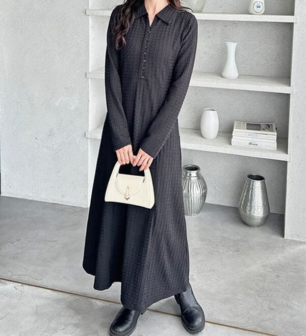 GeeRA（ジーラ）の「ポロ衿表面感素材マーメイドワンピース（カットソーワンピース）」｜詳細画像