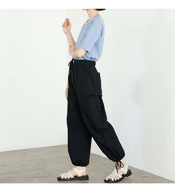 GeeRA（ジーラ）の「コットン天竺パール付デザイントップス（Tシャツ）」｜詳細画像