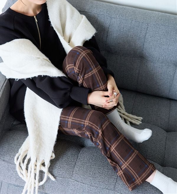 BELLUNA（ベルーナ）の「まるではく毛布！静電防止付裏ファーイージーパンツ（フルレングスパンツ）」｜詳細画像