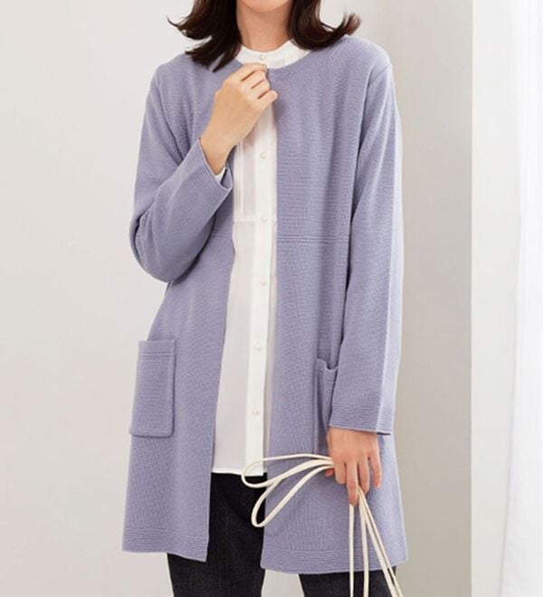 BELLUNA（ベルーナ）の「パール使いピンタックデザインチュニック（チュニック）」｜詳細画像