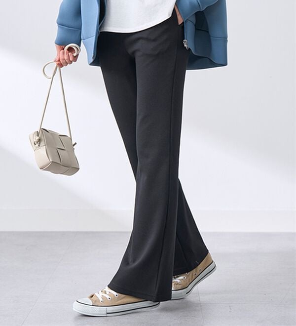 BELLUNA（ベルーナ）の「シュッと体型カバー！ジャストフィットフレアーパンツ（フルレングスパンツ）」｜詳細画像