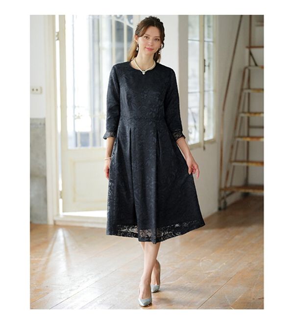 BELLUNA（ベルーナ）の「花柄オパール素材ワンピースアンサンブル（ワンピースセットスーツ）」｜詳細画像