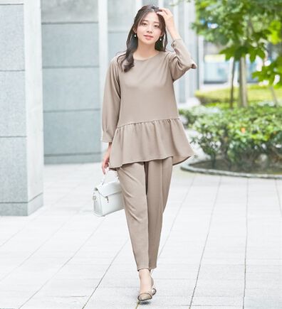 alotta（アロッタ）の「【２点セット】楽ちんキレイ見えパンツセットアップ（セットアップ）」