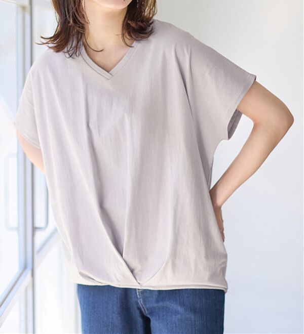 Viola e Viola（ヴィオラ エ ヴィオラ）の「綿１００％ゆったり裾タックＴシャツ（Tシャツ）」｜詳細画像