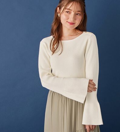 alotta（アロッタ）の「ベルスリーブアンジェリーナニット（ニット・セーター）」