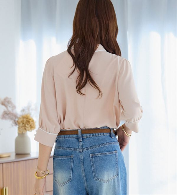 alotta（アロッタ）の「袖口パール6分袖ブラウス（ブラウス）」｜詳細画像