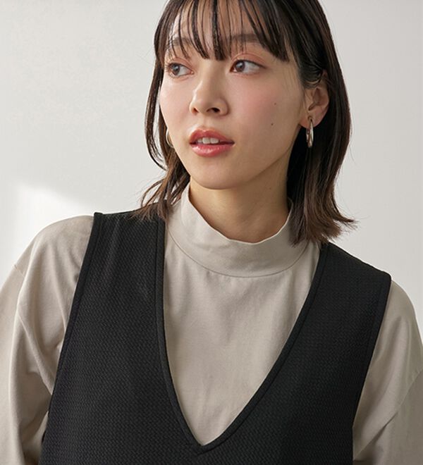 BELLUNA（ベルーナ）の「≪ＨｕｇＲｅａｍコットンＣｏｏｌ≫ひんやりハイネックプルオーバー（カットソー）」｜詳細画像