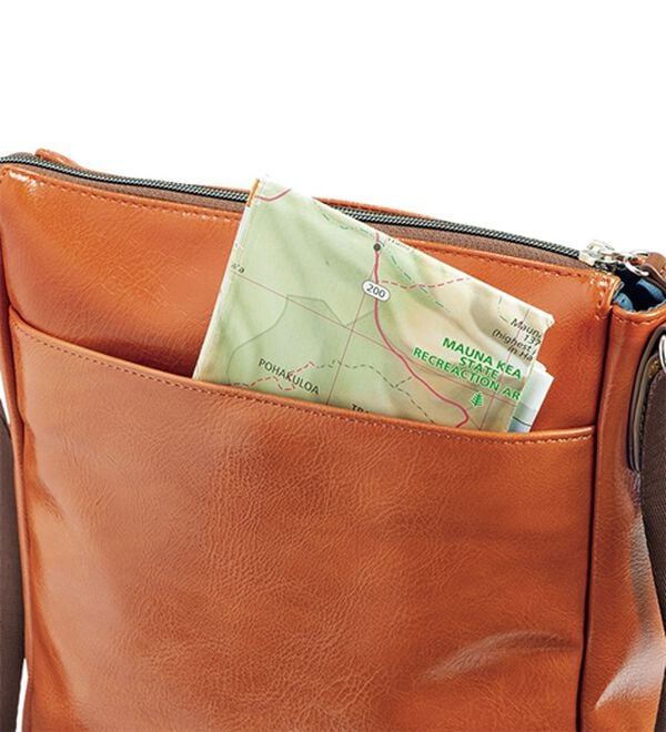 「＜クロコダイル＞トリプルファスナーショルダー（メンズショルダーバッグ）」｜詳細画像