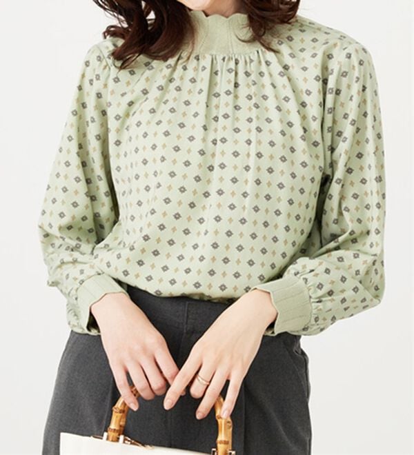 BELLUNA（ベルーナ）の「衿＆袖ニット使い美人顔ブラウス（ブラウス）」｜詳細画像