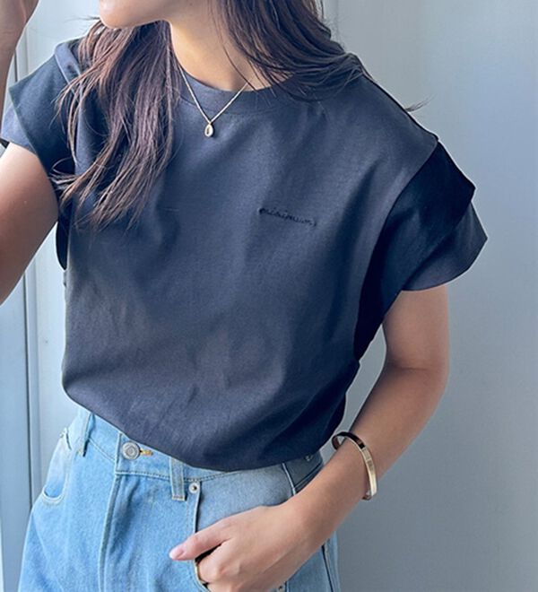 GeeRA（ジーラ）の「配色デザイン刺繍ロゴＴシャツ（カットソー）」｜詳細画像