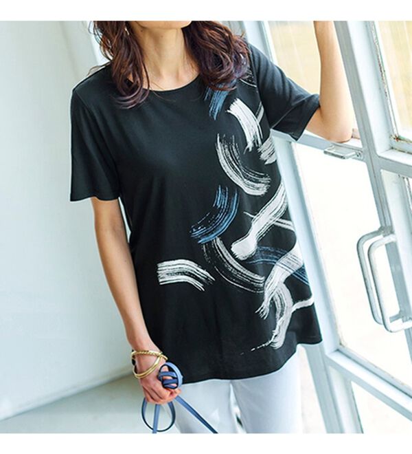 BELLUNA（ベルーナ）の「綿・テンセル（ＴＭ）繊維ロング丈プリントＴシャツ（Tシャツ）」｜詳細画像