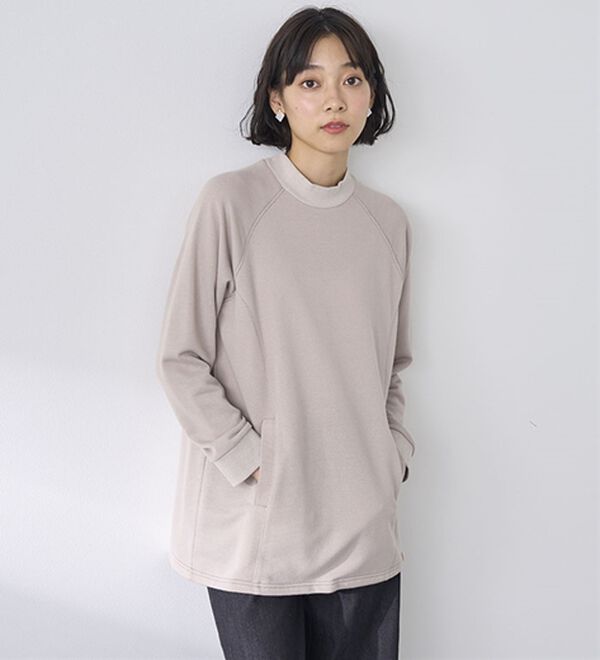 BELLUNA（ベルーナ）の「綿入り素材ラグランデザインポケットトレーナー（トレーナー・スウェット）」｜詳細画像