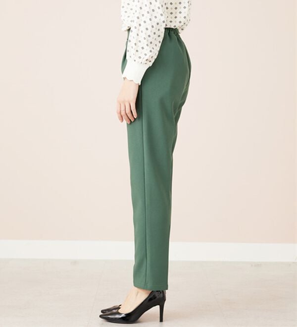 BELLUNA（ベルーナ）の「裏起毛ジョーゼット素材テーパードパンツ（テーパードパンツ）」｜詳細画像