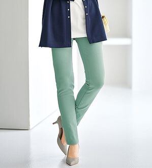 BELLUNA（ベルーナ）の「美ストレッチ素材レギンスパンツ（スパッツ・レギンス）」｜ミントブルー