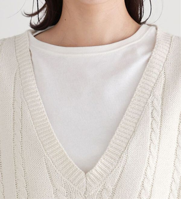 Pierrot（ピエロ）の「ケーブル柄深Ｖネックニット（ニット・セーター）」｜詳細画像