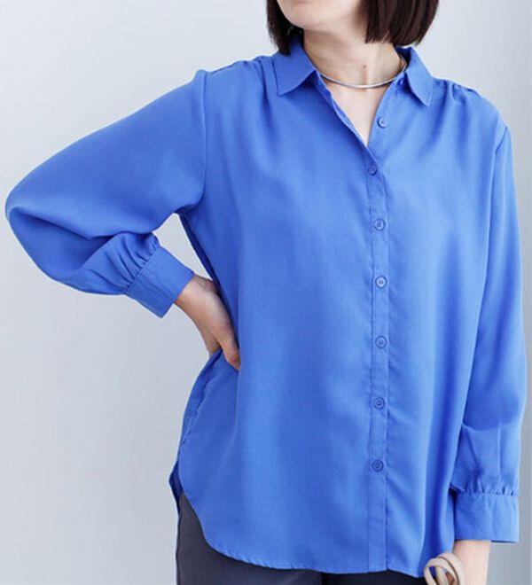 BELLUNA（ベルーナ）の「エアリーツイル素材シャツチュニック（シャツ）」｜ブルー