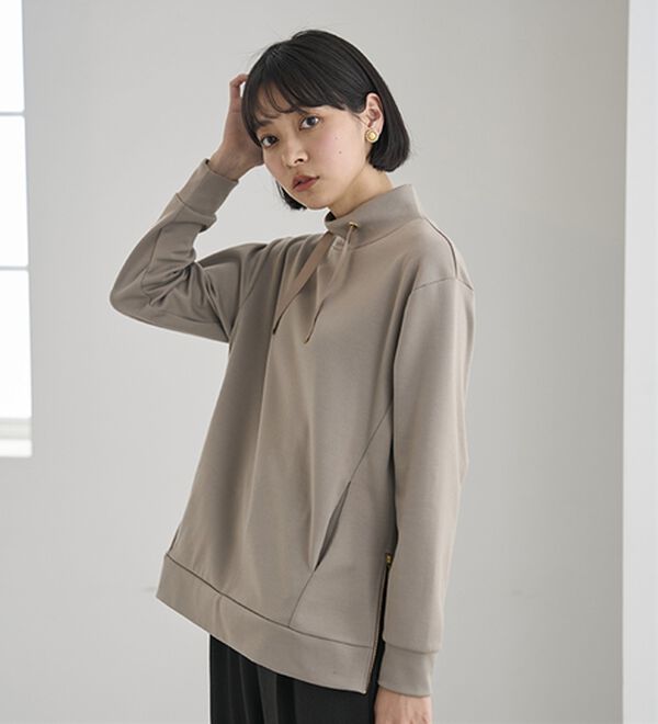 BELLUNA（ベルーナ）の「サイドジップスタンド衿プルオーバー（カットソー）」｜詳細画像