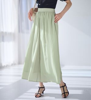 alotta（アロッタ）の「【選べる２丈】さらっと上品！サテンワイドパンツ（ワイドパンツ・ガウチョ）」｜ライトグリーン／レギュラー丈