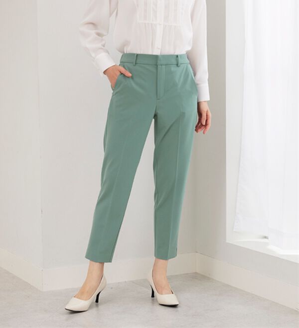 BELLUNA（ベルーナ）の「サマ見え！美脚テーパードパンツ（テーパードパンツ）」｜詳細画像