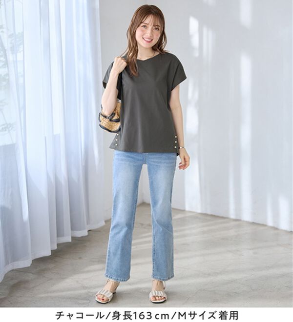 alotta（アロッタ）の「ひんやり裾パールデザインＴシャツ（カットソー）」｜詳細画像