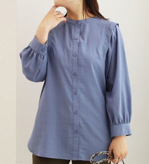 BELLUNA（ベルーナ）の「ビンテージ素材肩タックブラウス（ブラウス）」｜ブルーグレー