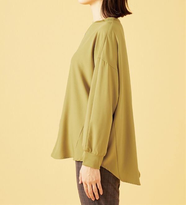 BELLUNA（ベルーナ）の「きれい見えドルマンプルオーバー（カットソー）」｜詳細画像