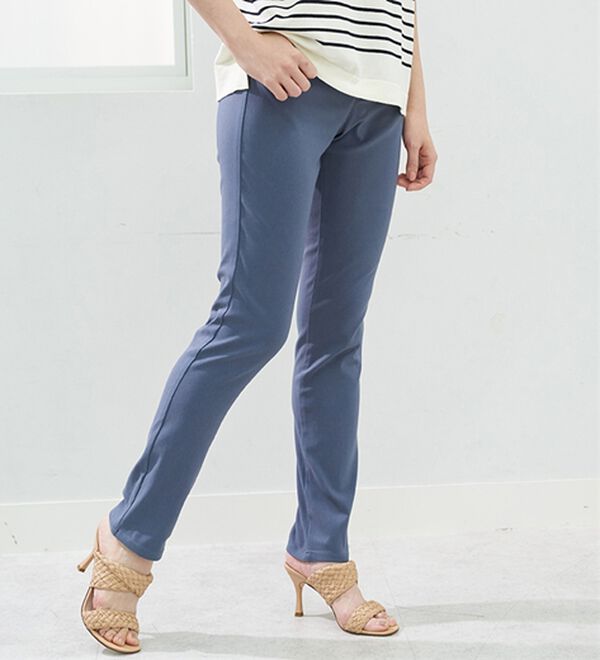 BELLUNA（ベルーナ）の「ゆるフィットスキニーパンツ（フルレングスパンツ）」｜詳細画像