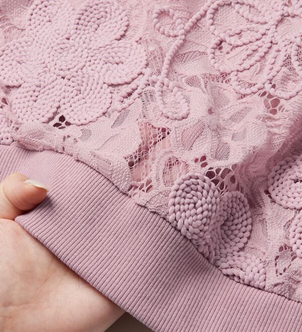 RANAN（ラナン）の「花柄立体レースリブ切替プルオーバー（ブラウス）」｜詳細画像