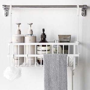 iellio（イエリオ）の「タワー　引っ掛けバスルームバスケット　ワイド＜ｔｏｗｅｒ　山崎実業　バスルーム収納　ボトルラック　浴室収納＞（バス用品）」｜詳細画像