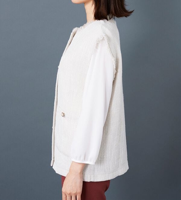 BELLUNA（ベルーナ）の「ツイード調パールボタンデザインベスト（ベスト）」｜詳細画像