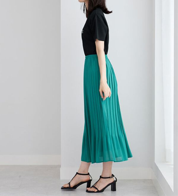 BELLUNA（ベルーナ）の「ジャカード素材ロゴプリントプルオーバー（カットソー）」｜詳細画像